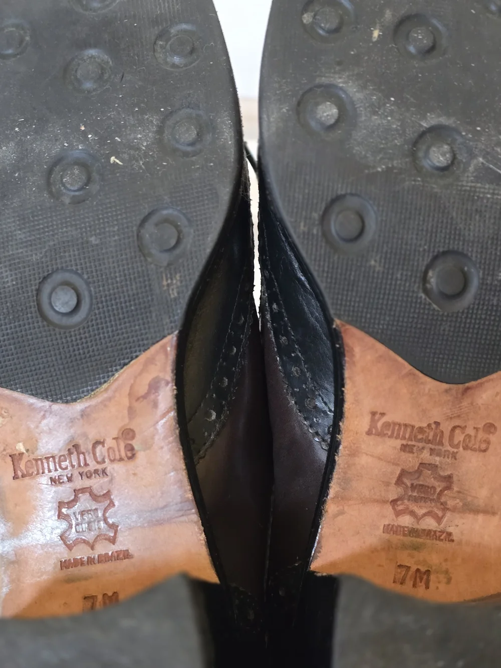 Vintage Kenneth Cole Black Leather Wingtip Lace-Up Oxfords